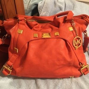 Michael Kors purse.Great condition. Casual. Fun